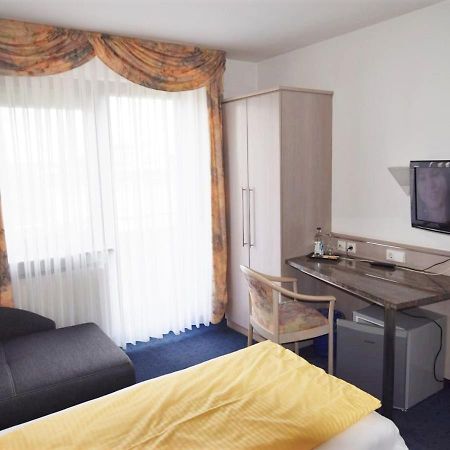 Hotel Alena - Kontaktlos Check-In Filderstadt Eksteriør billede
