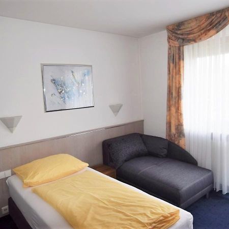 Hotel Alena - Kontaktlos Check-In Filderstadt Eksteriør billede