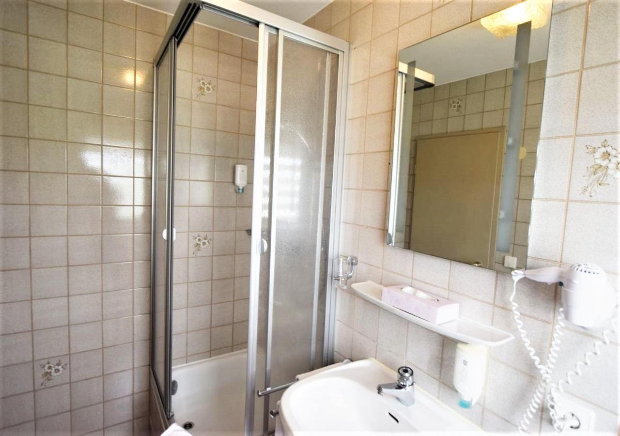 Hotel Alena - Kontaktlos Check-In Filderstadt Eksteriør billede