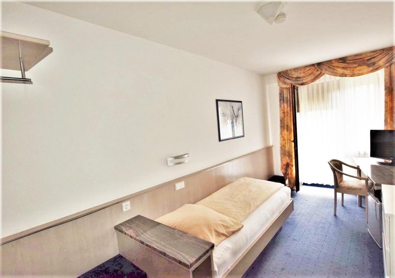 Hotel Alena - Kontaktlos Check-In Filderstadt Eksteriør billede